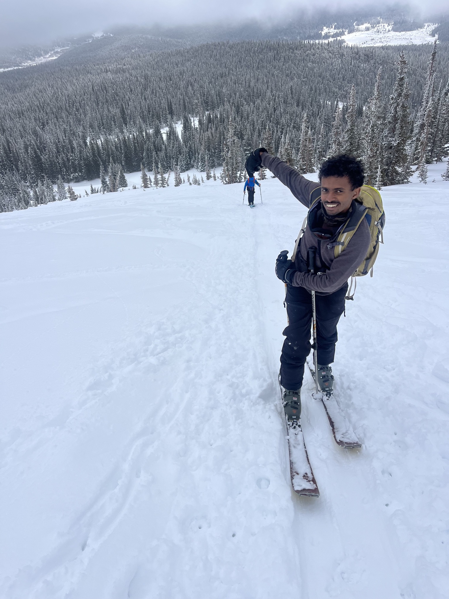 Skiing photo